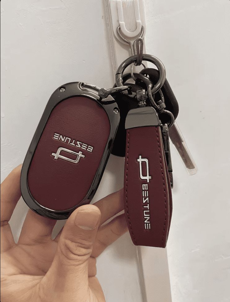 Xevaban.com ở 214 Giải Phóng là đơn vị chuyên cung cấp phụ kiện oto, đồ chơi oto, đồ chơi bestune pony, phụ kiện bestune pony, xevaban, 214 giải phóng, bọc chìa khoá bestune pony, vỏ chìa khoá bestune pony, ốp bảo vệ chìa khoá bestune pony.